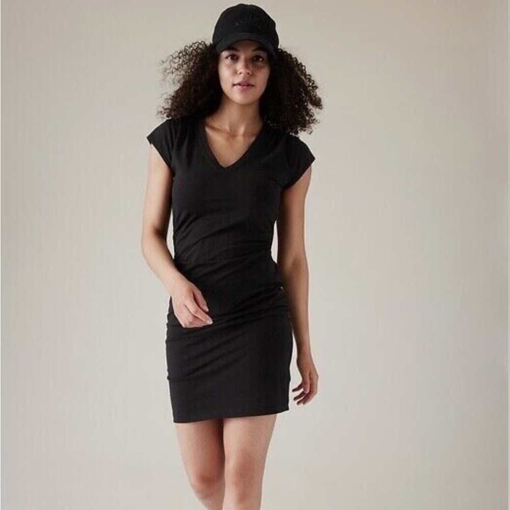 Athleta T-Shirt Dress